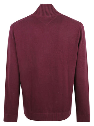 MAGLIONE UOMO SLIM ESS LIGHT 1/4 ZIP - TOMMY JEANS DM0DM21654 V11 CALYPSO BERRY TOMMY HILFIGER